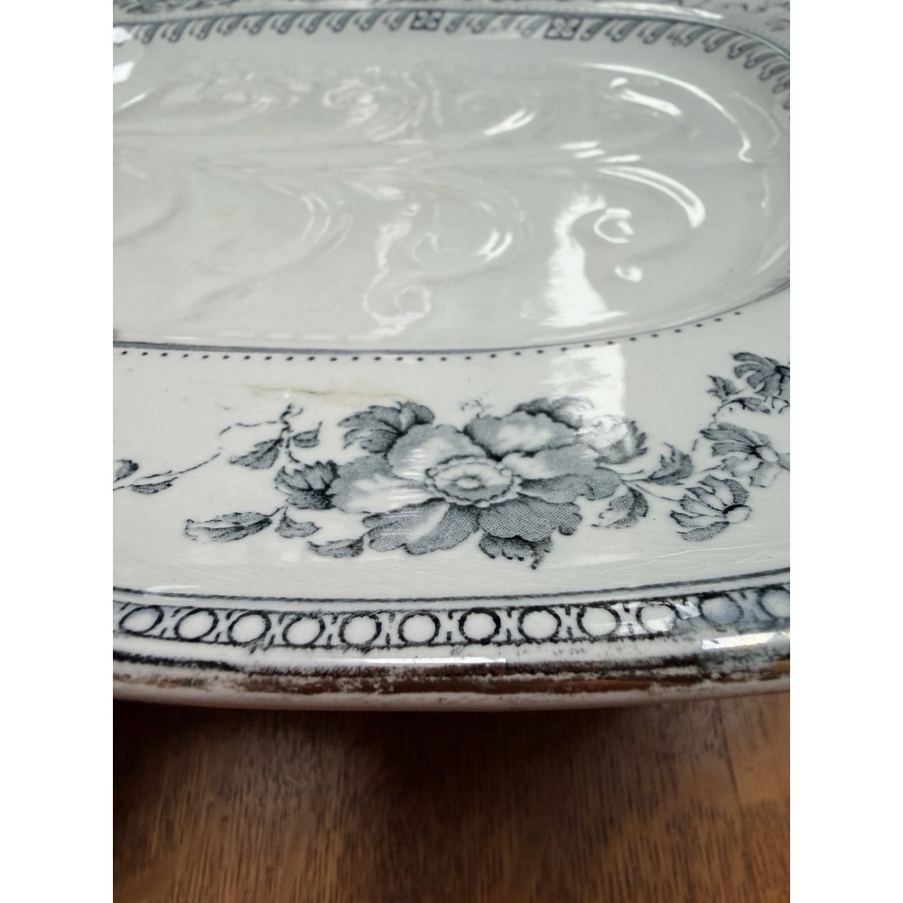 HUGE Antique Royal Staffordshire Festoon Footed Meat Platter - Picture 3 of 6